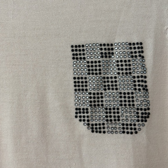 BCBGMaxAzria Cream Short Sleeve sweater Top with studded Pocket and collar. - Picture 2 of 5